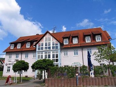 Hotel Am Rosenhugel Grabfeld