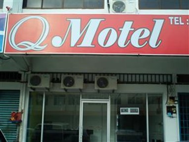 Q Motel