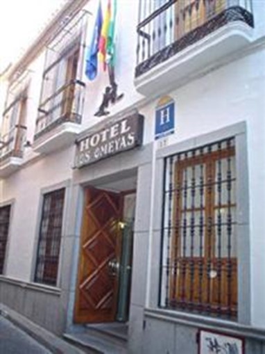 Los Omeyas Hotel