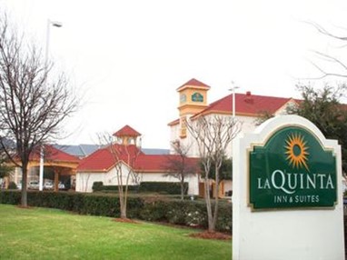 La Quinta Inn and Suites Dallas West Plano