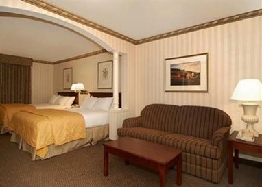 Comfort Inn & Suites Saint Johnsbury