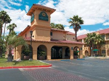 La Quinta Inn & Suites Las Vegas Airport North Convention Ctr