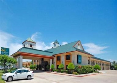 Quality Inn and Suites Addison (Texas)