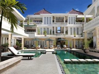 Bali Court Hotel and Apartments