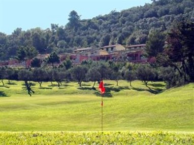 Elba Golf Apartments