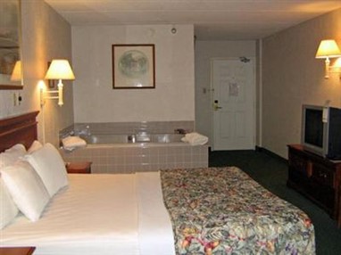America's Best Value Inn and Suites Rochester