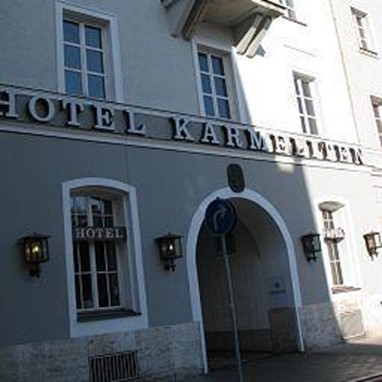 Hotel Karmeliten