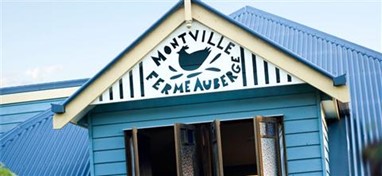 The Spotted Chook and Amelie's Petite Maison Hotel Montville (Australia)