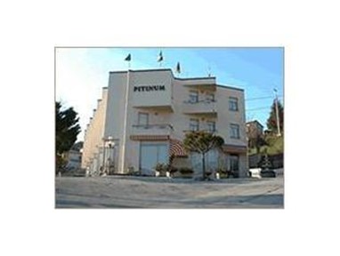 Hotel Pitinum Macerata Feltria