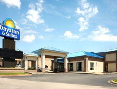 Days Inn And Suites Airport Moline
