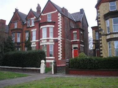 Holly House Bed and Breakfast Liverpool