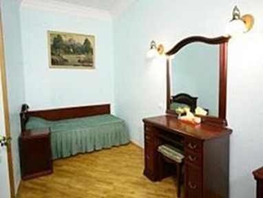 Отель Чеботаревъ