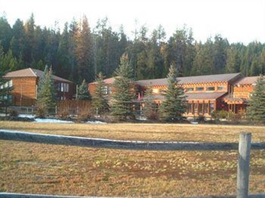 Lolo Hot Springs Lodge