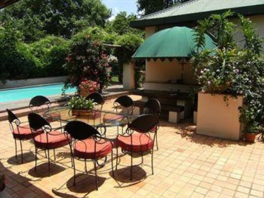 Village Green Guest House Johannesburg