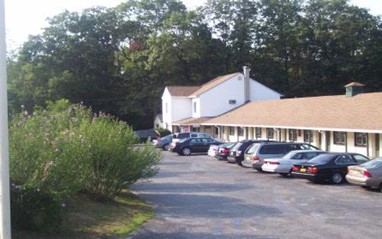 Shore Hills Motel
