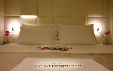 The Mirror Barcelona Hotel