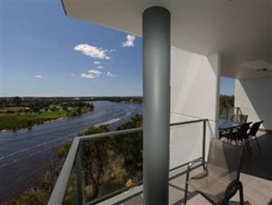 Swan Riverside Luxury Apartment Perth
