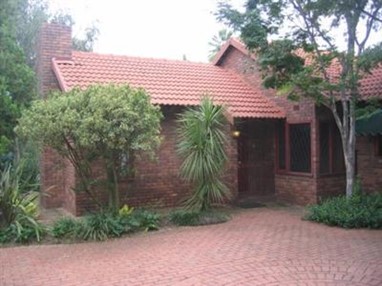Umfula Indlu Guest Lodge Bryanston Johannesburg