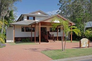 Aura Guesthouse Byron Bay