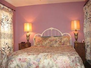 Niagara Inn Bed and Breakfast