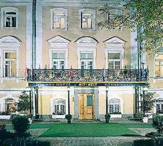 Отель ист вест