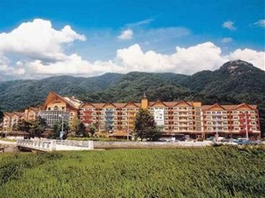 Hanwha Resort Sanjeong Lake