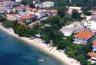 Avra Beach Hotel