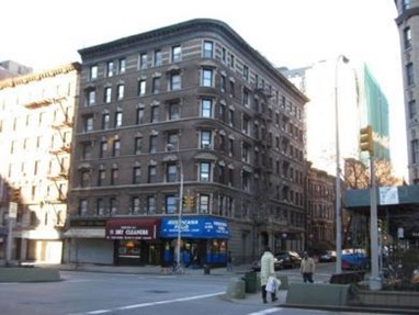 Broadway Hotel and Hostel