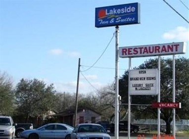 Lakeside Inn & Suites