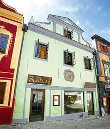 Hotel Seneca