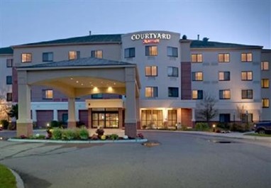 Courtyard Hotel Airport South Portland