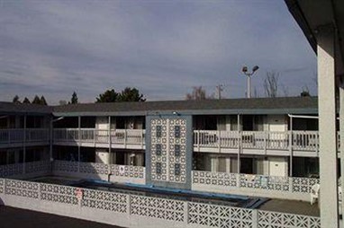Banfield Motel
