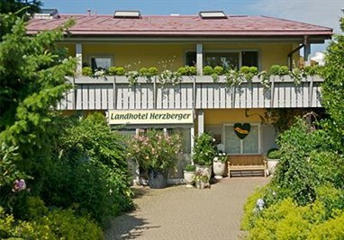 Landhotel Herzberger