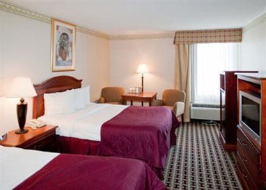 Clarion Inn & Suites Chattanooga