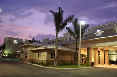 Homewood Suites by Hilton Fort Myers Airport / FGCU