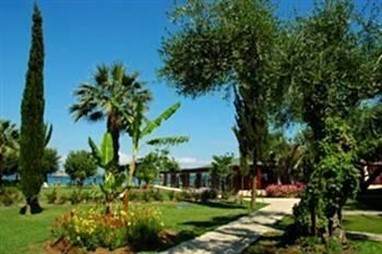 Delfinia Hotel & Bungalows Mytilene