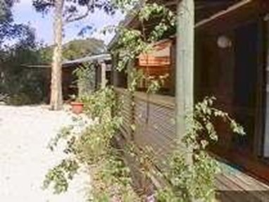 Ocean Grove Cedar Cabins (Australia)