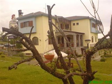 Dryades Guesthouse Grevena