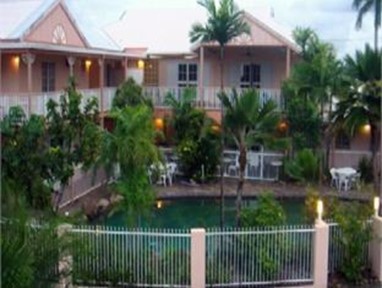 Cairns Tropical Gardens Motel