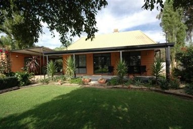 19 On Nixon Fully Self Contained B&B Accommodation Corowa