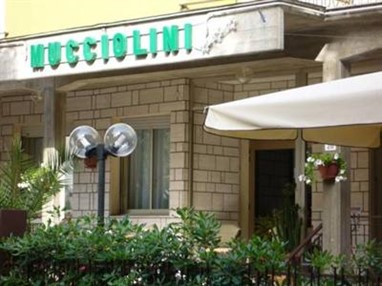 Hotel Mucciolini