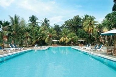 Patra Anyer Beach Resort