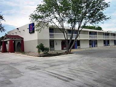 Motel 6 Uvalde -Texas