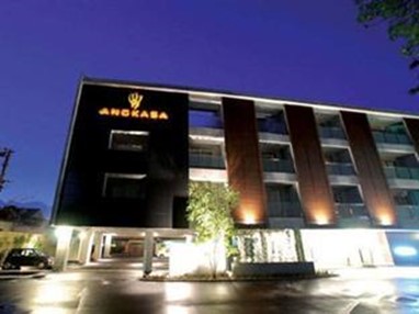 Angkasa Hotel & Oriental Villa