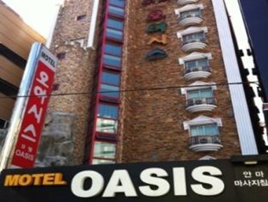 Oasis Motel