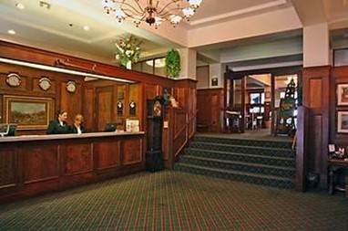 Huntingdon Hotel & Suites