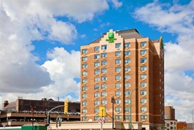 Holiday Inn and Suites Winnipeg Downtown