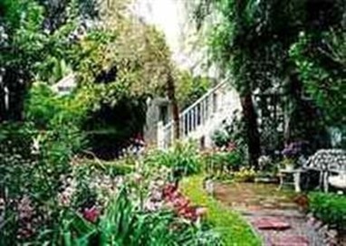 Victorian Garden Inn Sonoma