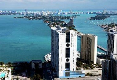 Doubletree by Hilton Grand Hotel Biscayne Bay