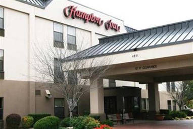 Hampton Inn Shawnee